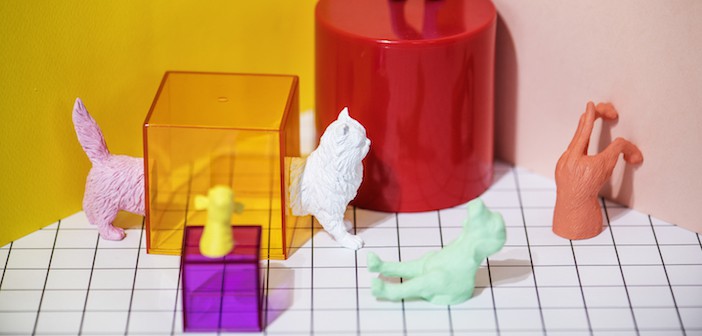 Colorful And Bright Miniature Pet Figures